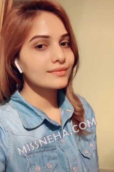 Delhi female escorts